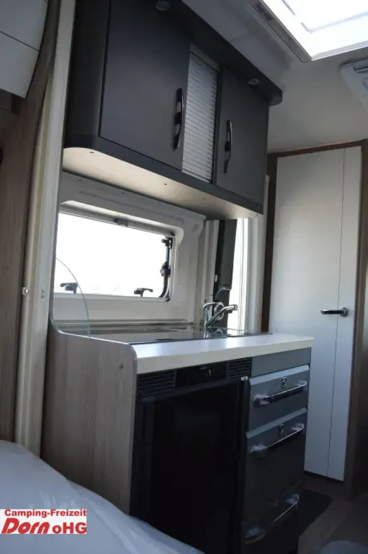 Fahrzeugbild Hobby OnTour 390 SF Dachklima, 1500 KG #11