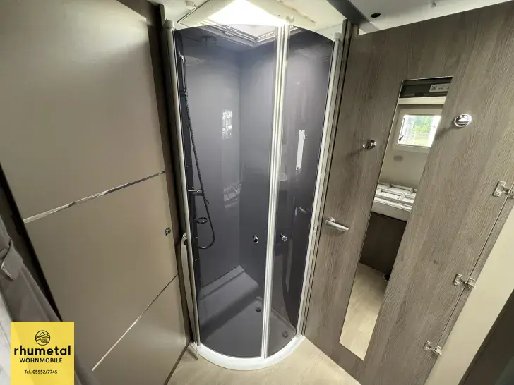 Fahrzeugbild Challenger Teilintegriert 380 Graphite Graphite Edition #27