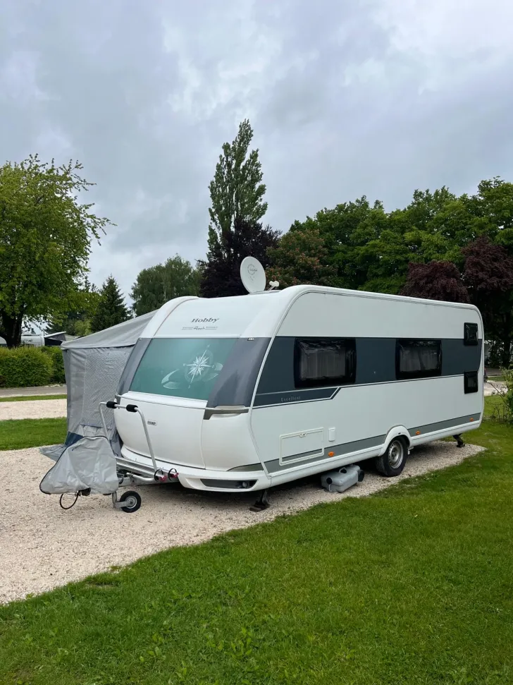 Fahrzeugbild Hobby Excellent 560 KMFe #1