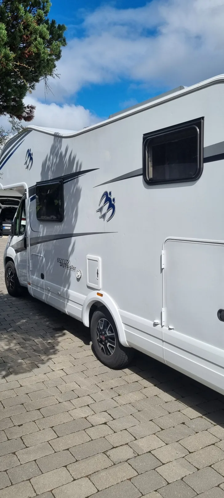 Fahrzeugbild Knaus Sky Traveller 650 DG Superlight sehr gepflegt #2