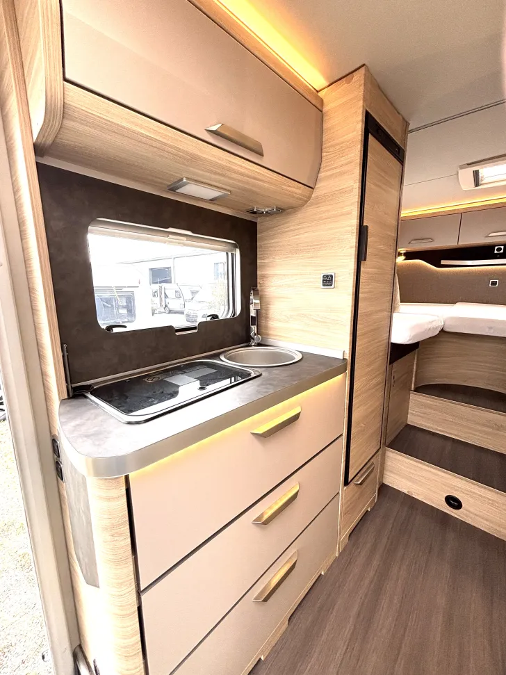 Fahrzeugbild Knaus Van TI Plus 650 MEG Platinum Selection 177 PS Allrad 4x4 #10