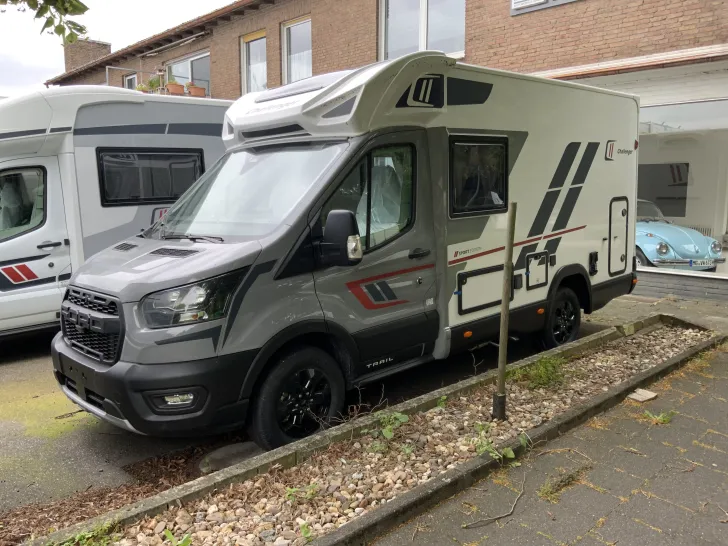 Fahrzeugbild Challenger S-Teilintegrierte S194 Sport Edition Solar und Markise #1