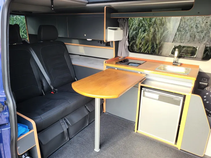 Fahrzeugbild VW California T6 AvantGart-Ausbau, SCA Hochdach #1