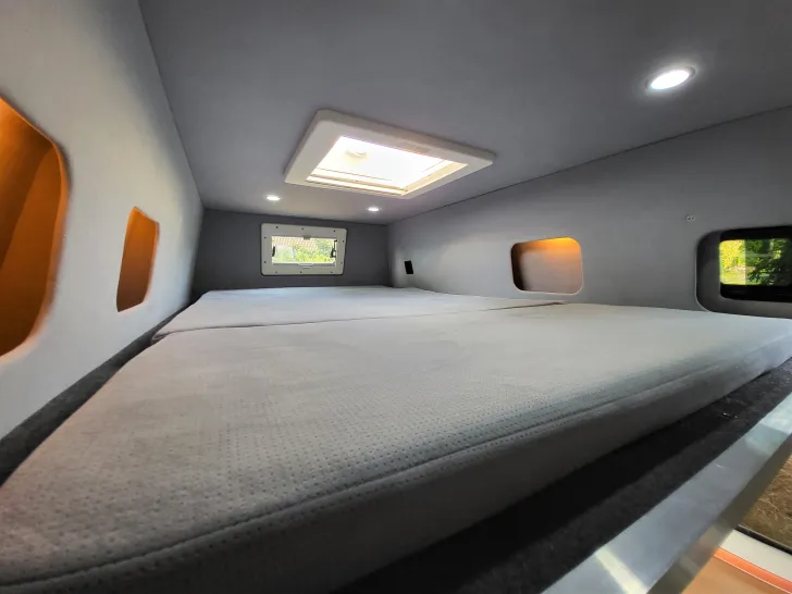 Fahrzeugbild VW California T6 AvantGart-Ausbau, SCA Hochdach #6