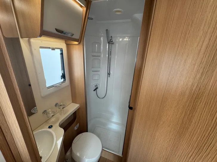 Fahrzeugbild Forster T 649 SB Hubstützenanlage #12
