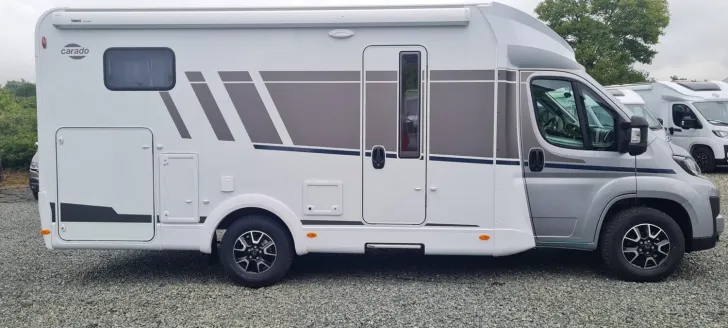 Fahrzeugbild Carado T 328 5 Sitz und Schlafplätze #9
