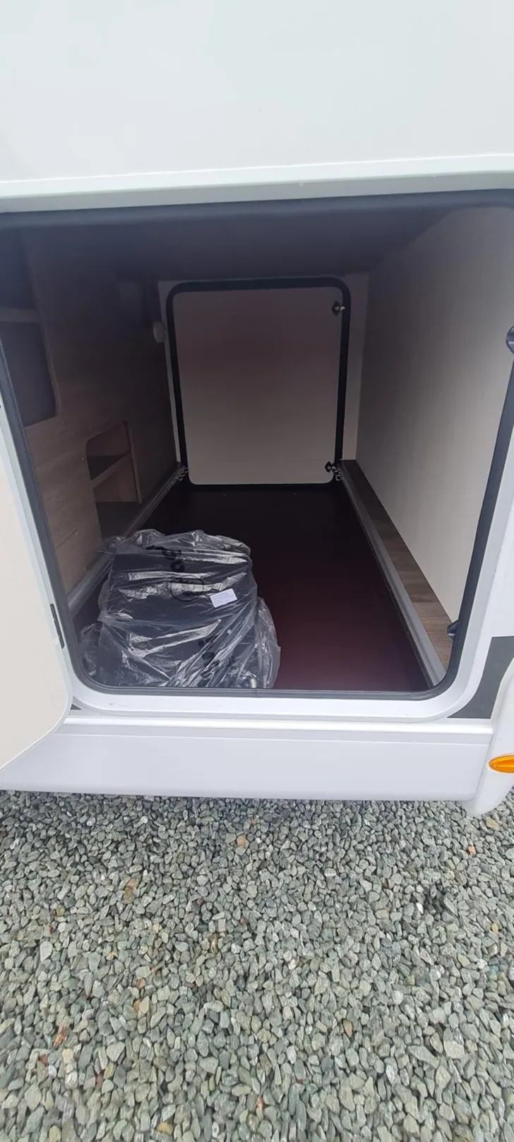 Fahrzeugbild Carado T 328 5 Sitz und Schlafplätze #13