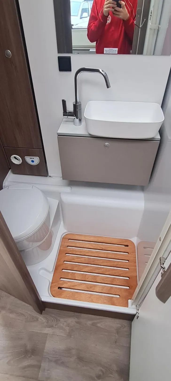 Fahrzeugbild Carado T 328 5 Sitz und Schlafplätze #18