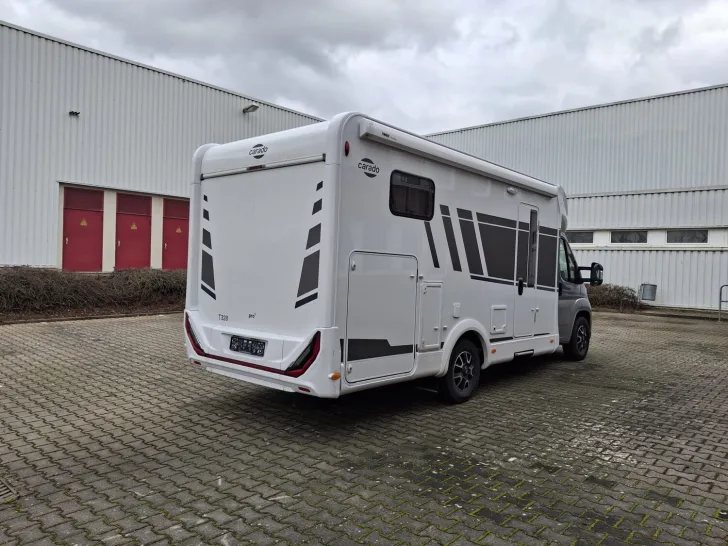 Fahrzeugbild Carado T 328 pro+ / Safety ACC / Fiat / Hubbett #5