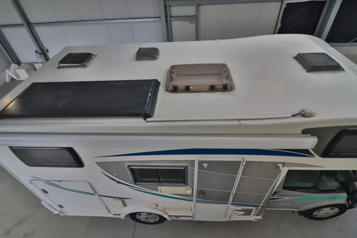 Fahrzeugbild Chausson Flash 01/Festbett/Garage/Klima/Markise #5