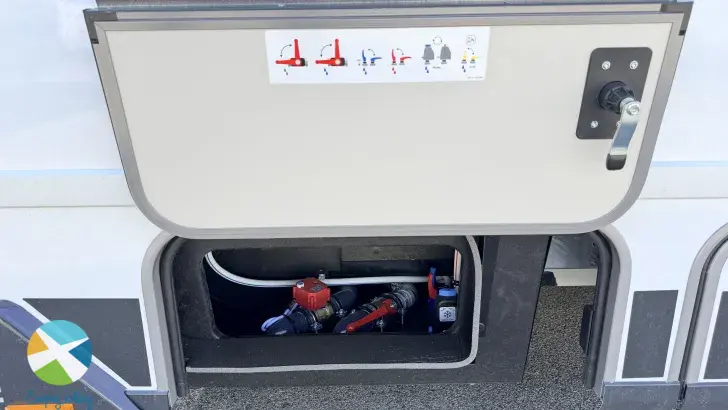 Fahrzeugbild Bürstner Signature SFT 7.0 #18