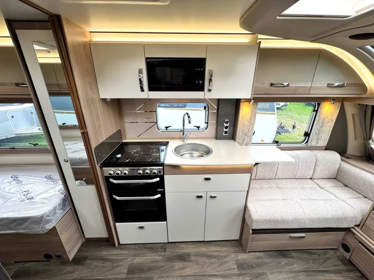 Fahrzeugbild Sprite Cruzer 530 SR ATC|COMBI 4E|VOLL-GFK|DUSCHE|RADIO #14