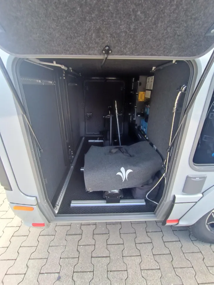 Fahrzeugbild Niesmann + Bischoff iSmove 6.9 E #55
