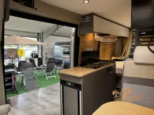 Fahrzeugbild LMC Innovan 600 #16