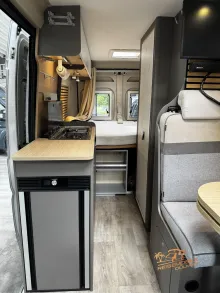 Fahrzeugbild LMC Innovan 600 #17
