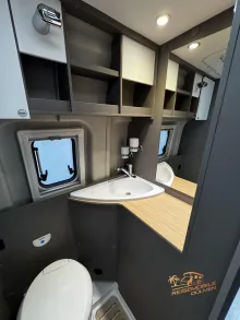 Fahrzeugbild LMC Innovan 600 #23