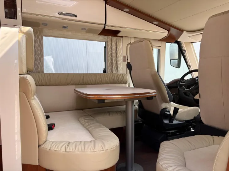 Fahrzeugbild Carthago chic c-line superior I 4.9 LE L TOP DEAL #10