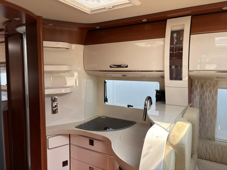 Fahrzeugbild Carthago chic c-line superior I 4.9 LE L TOP DEAL #11