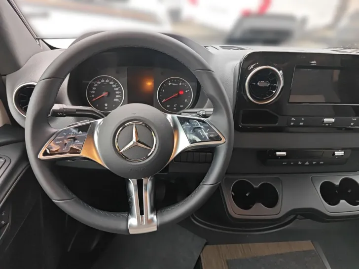 Fahrzeugbild Carthago C1-tourer T 143 KB LE comfort Mercedes #6