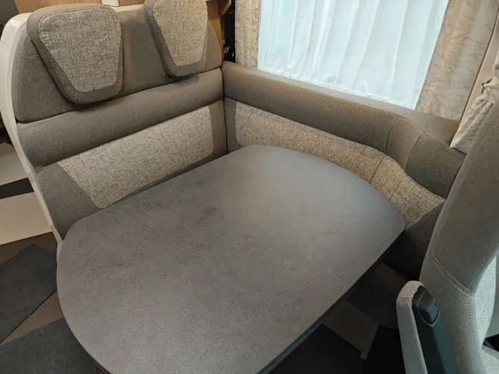 Fahrzeugbild Carthago C1-tourer T 143 KB LE comfort Mercedes #10