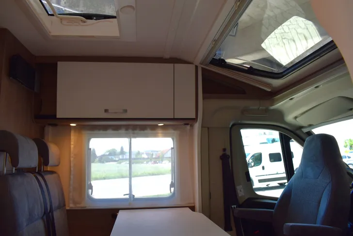 Fahrzeugbild Carado VAN V337 Pro+ Navi, Solar, LED, ACC, 666 cm #5
