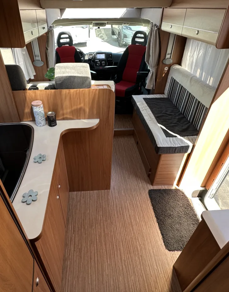 Fahrzeugbild Weinsberg TI 650 MGH *Hubbett elektrisch* #11