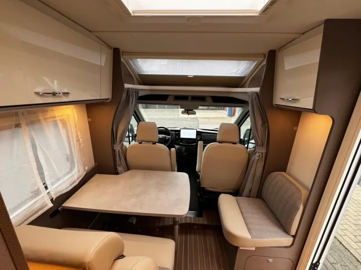 Fahrzeugbild Etrusco V Ford 6.6 SF #16