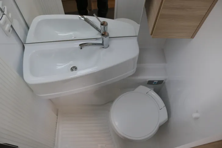 Fahrzeugbild Challenger Teilintegriert 387 GA Fiat 6-Sitzer mit Fussbodenheizung #12