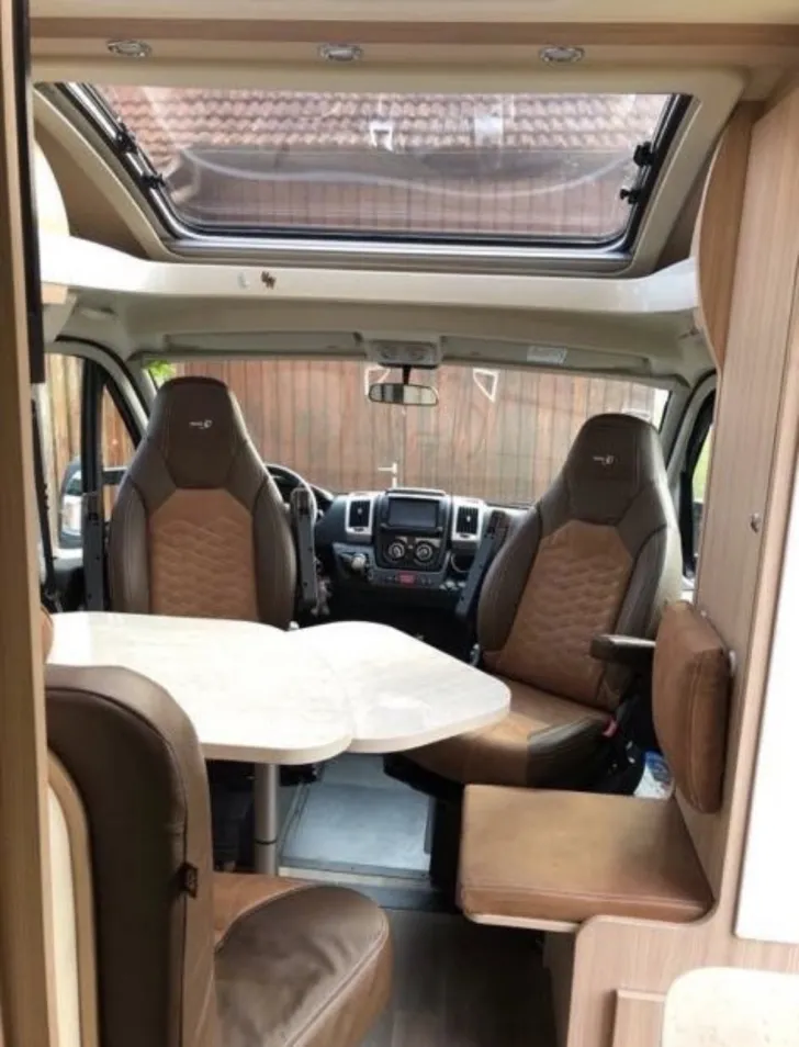 Fahrzeugbild Bürstner Travel Van T 620 G "Edition 30" sehr gepflegt #4