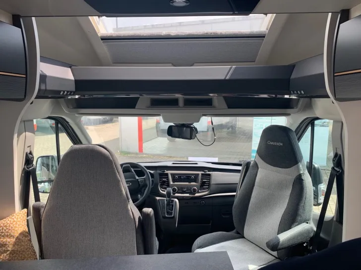 Fahrzeugbild Chausson Titanium Ultimate 627 alle Pakete, TOP #19