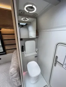 Fahrzeugbild Rhön Camp Rebel The Rebel XL 4x4 Neues XL-Modell Längsbett #9