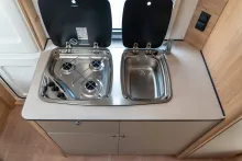 Fahrzeugbild LMC Sassino 390 K *Etagenbetten*1.360 kg*4 Personen* #14
