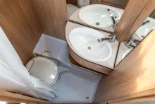 Fahrzeugbild LMC Sassino 390 K *Etagenbetten*1.360 kg*4 Personen* #16