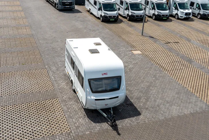 Fahrzeugbild LMC Sassino 390 K *Etagenbetten*1.360 kg*4 Personen* #5