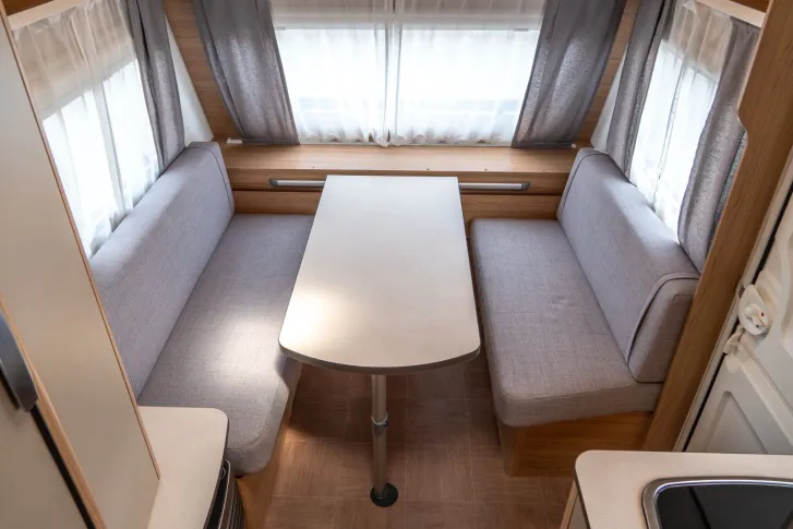 Fahrzeugbild LMC Sassino 390 K *Etagenbetten*1.360 kg*4 Personen* #9