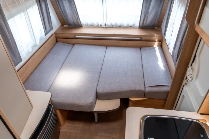 Fahrzeugbild LMC Sassino 390 K *Etagenbetten*1.360 kg*4 Personen* #11