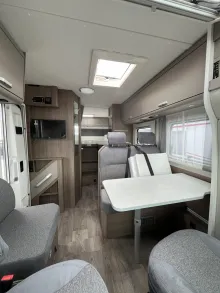 Fahrzeugbild Carado T 328 #7