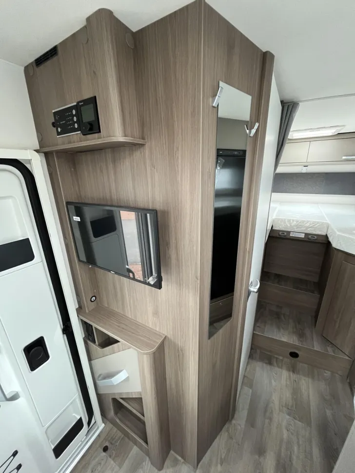 Fahrzeugbild Carado T 328 #9