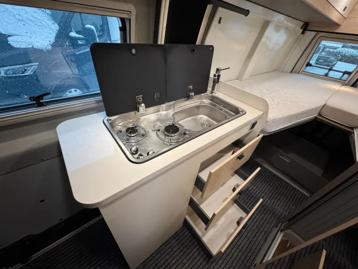 Fahrzeugbild Ahorn Camp Van 620 Plus-Aufstelldach-Automatik-Mwst #24