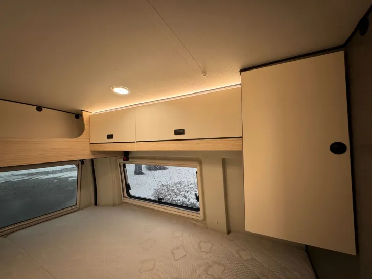 Fahrzeugbild Ahorn Camp Van 620 Plus-Aufstelldach-Automatik-Mwst #34