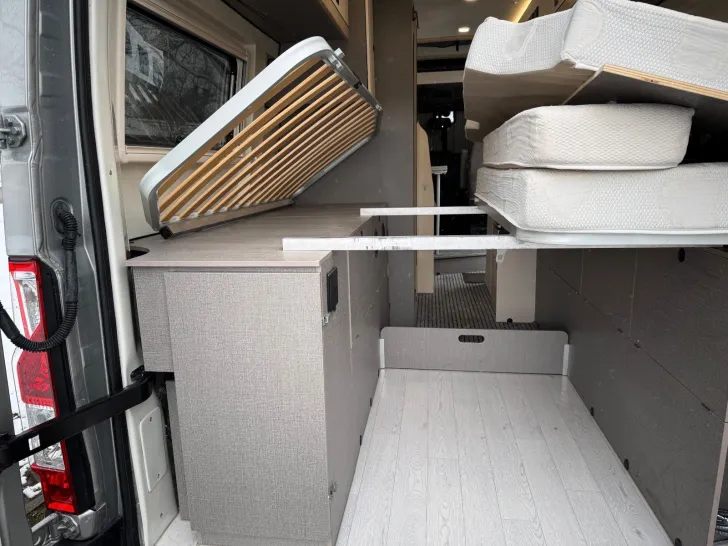 Fahrzeugbild Ahorn Camp Van 620 Plus-Aufstelldach-Automatik-Mwst #37