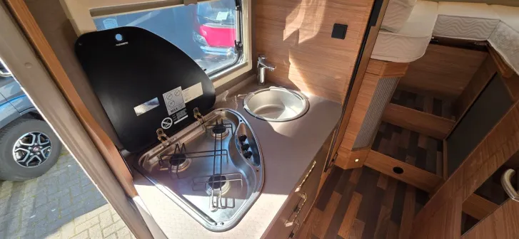 Fahrzeugbild Weinsberg CaraCompact MB Suite MEG Pepper-1.H-Distr-Luftfe #19