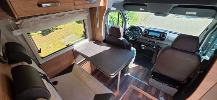 Fahrzeugbild Weinsberg CaraCompact MB Suite MEG Pepper-1.H-Distr-Luftfe #29