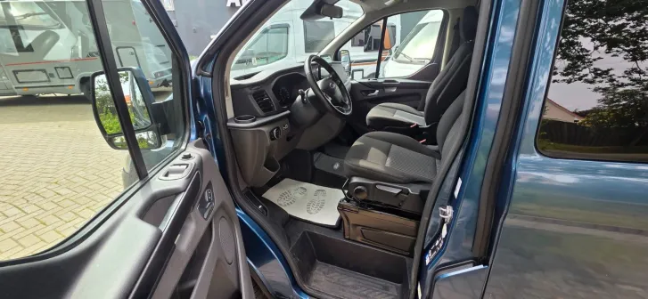Fahrzeugbild Ford Transit Custom Nugget Plus #10