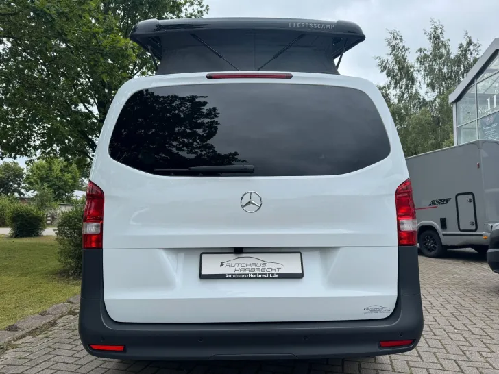 Fahrzeugbild Crosscamp Base X Mercedes-Autom-Aufstelld-Ahk-Standhzg #6
