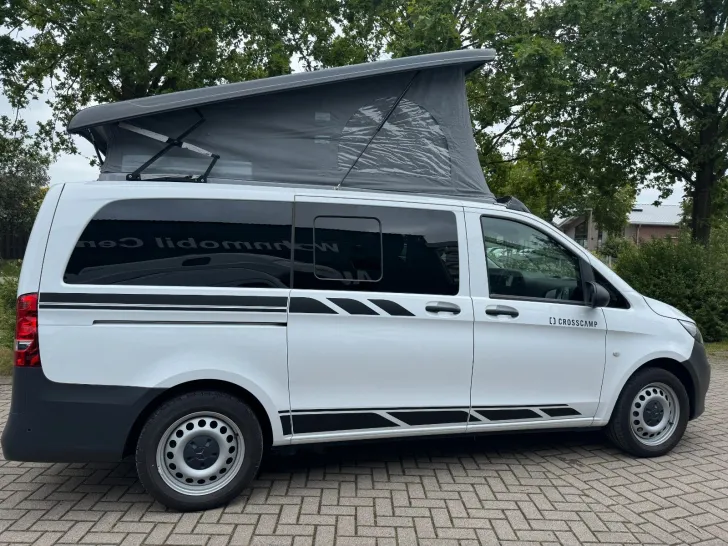 Fahrzeugbild Crosscamp Base X Mercedes-Autom-Aufstelld-Ahk-Standhzg #8