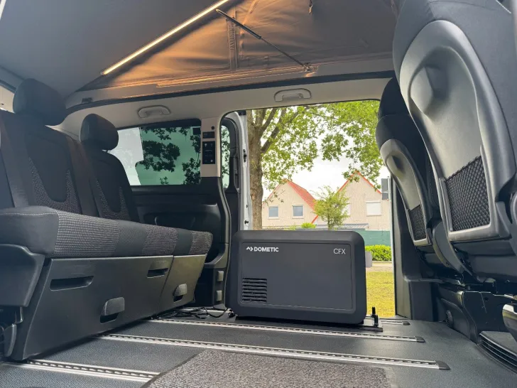 Fahrzeugbild Crosscamp Base X Mercedes-Autom-Aufstelld-Ahk-Standhzg #15
