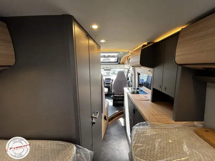 Fahrzeugbild Malibu Van First Class - Two Rooms 640 LE RB charming GT skyview 2026 Listenpreis: 94.090€ #11