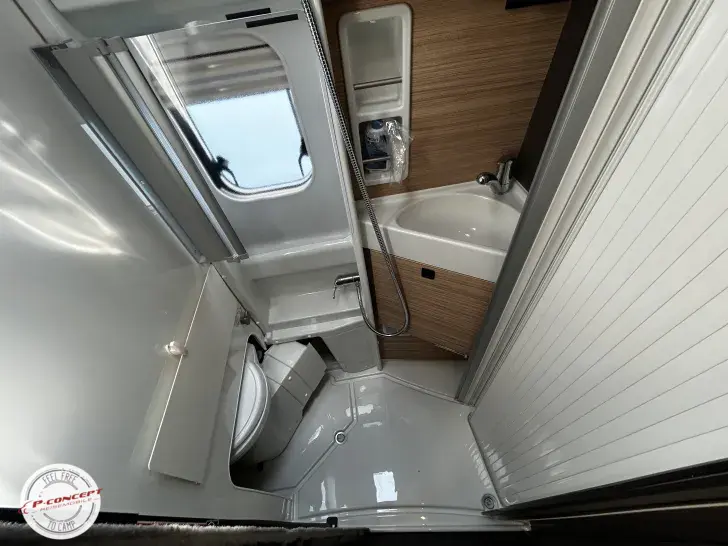 Fahrzeugbild Malibu Van First Class - Two Rooms 640 LE RB charming GT skyview 2026 Listenpreis: 94.090€ #13