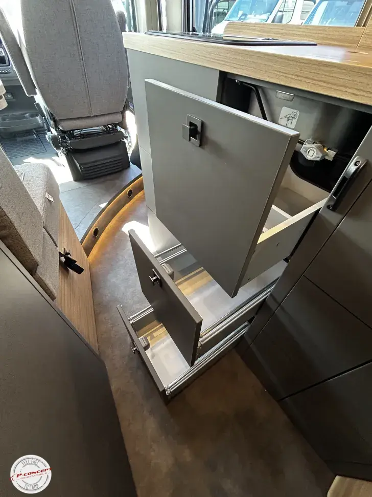 Fahrzeugbild Malibu Van First Class - Two Rooms 640 LE RB charming GT skyview 2026 Listenpreis: 94.090€ #21